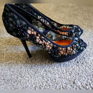 Womens Size 11 Dressy Lace Shoe